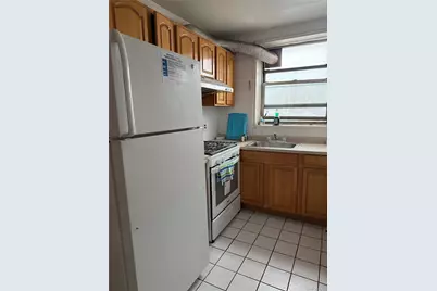 41-25 Kissena Boulevard #5L, Flushing, NY 11355 - Photo 5