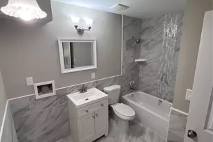 305 Fairview Cir, Middle Island, NY 11953 - Photo 9