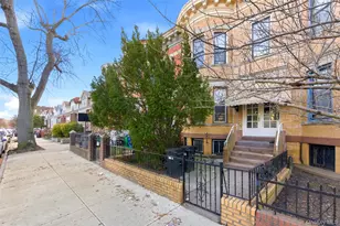 308 E 8th St, Brooklyn, NY 11218 - Photo 11