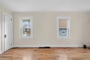 29 Lafayette Ave, Middletown, NY 10940 - Photo 9