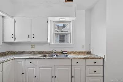 29 Lafayette Avenue, Middletown, NY 10940 - Photo 17