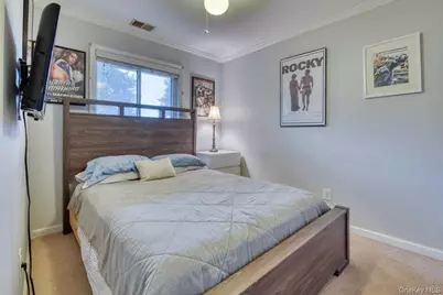 61 W Tiana Road #6, Hampton Bays, NY 11946 - Photo 7