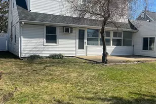 54 Ramble Ln, Levittown, NY 11756 - Photo 21