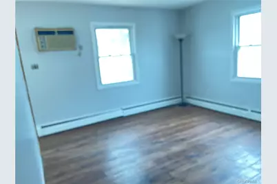 54 Ramble Lane, Levittown, NY 11756 - Photo 5