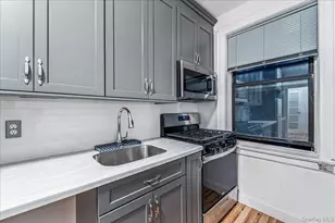 61-40 Saunders, Rego Park, NY 11374 - Photo 5