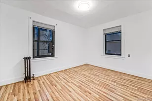 61-40 Saunders, Rego Park, NY 11374 - Photo 15