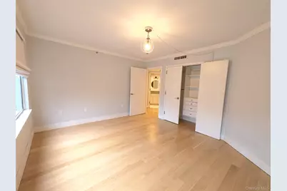 10 Stewart Pl #2GE, White Plains, NY 10603 - Photo 9