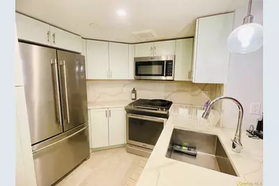 10 Stewart Pl #2GE, White Plains, NY 10603 - Photo 5