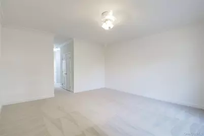 145 Pond View Drive, Port Washington, NY 11050 - Photo 9