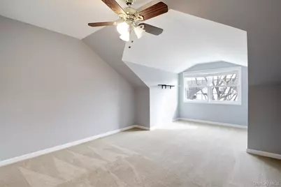 145 Pond View Drive, Port Washington, NY 11050 - Photo 11