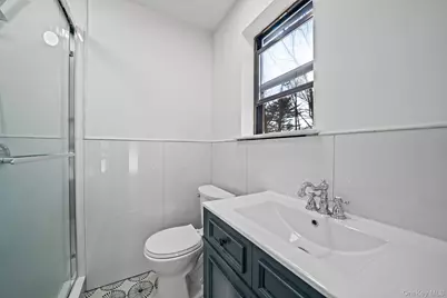 4 Rainbow Court, Middle Island, NY 11953 - Photo 9