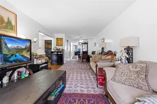 56-18 Cloverdale Blvd, Bayside, NY 11364 - Photo 23