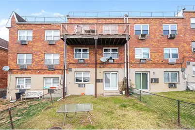 56-18 Cloverdale Boulevard, Bayside, NY 11364 - Photo 3