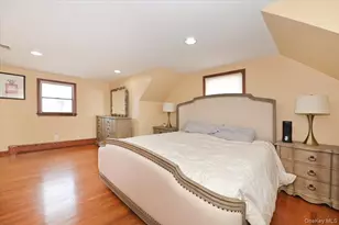 265 N Syracuse Ave, Massapequa, NY 11758 - Photo 17