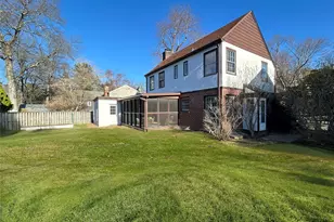 48 Fenwick Rd, Hastings on Hudson, NY 10706 - Photo 9