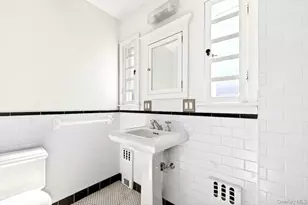 48 Fenwick Rd, Hastings on Hudson, NY 10706 - Photo 23