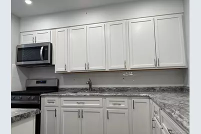 71-29 Myrtle Avenue #2nd Fl, Glendale, NY 11385 - Photo 7