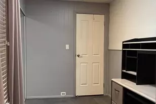 71-29 Myrtle Ave, Glendale, NY 11385 - Photo 11