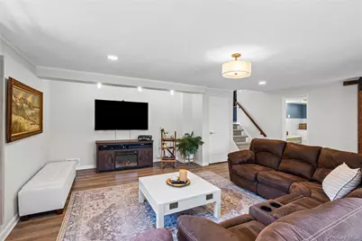 210 Norwood Avenue, Port Jefferson Station, NY 11776 - Photo 15