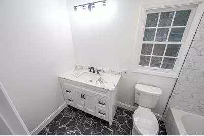 7 Spruce Court, Huntington, NY 11743 - Photo 19