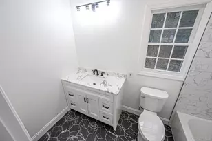 7 Spruce Ct, Huntington, NY 11743 - Photo 19