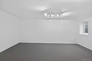 1 Chestnut Ct, Dobbs Ferry, NY 10522 - Photo 17