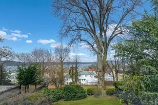 1 Chestnut Ct, Dobbs Ferry, NY 10522 - Photo 13
