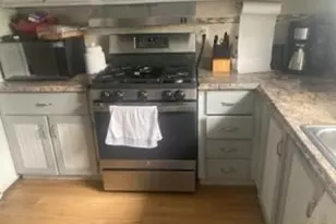 1661 Old Country Rd, Riverhead, NY 11901 - Photo 3