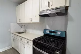 4 Ritters Ln, Yonkers, NY 10703 - Photo 3