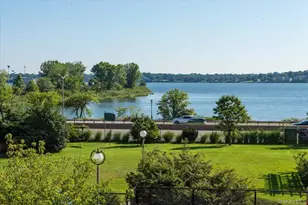 17-85 215th St, Bayside, NY 11360 - Photo 31