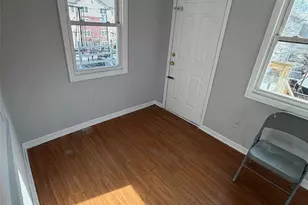 4 Ritters Ln, Yonkers, NY 10703 - Photo 9