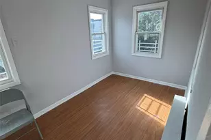 4 Ritters Ln, Yonkers, NY 10703 - Photo 7