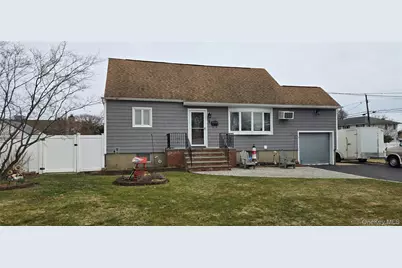 140 10th Avenue, West Babylon, NY 11704 - Photo 1