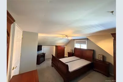 140 10th Avenue, West Babylon, NY 11704 - Photo 3