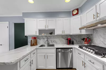 40 Penny Lane, Scarsdale, NY 10583 - Photo 7