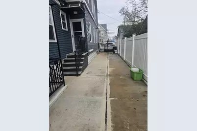 10156 107th Street, Ozone Park, NY 11416 - Photo 31