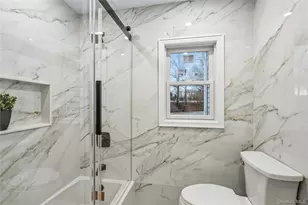 2 Mohegan Dr, Massapequa, NY 11758 - Photo 23