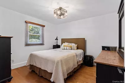 20 Alanson Lane, Hampton Bays, NY 11946 - Photo 19