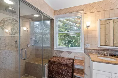 20 Alanson Lane, Hampton Bays, NY 11946 - Photo 15