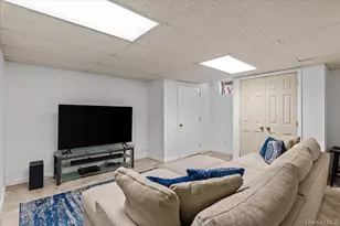 20 Alanson Ln, Hampton Bays, NY 11946 - Photo 27