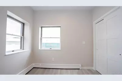 4001 Broadway, Island Park, NY 11558 - Photo 17