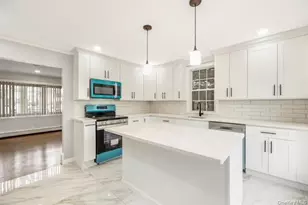 70 E Minerva Rd, Lindenhurst, NY 11757 - Photo 5