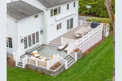 151 Griffen Avenue, Scarsdale, NY 10583 - Photo 23