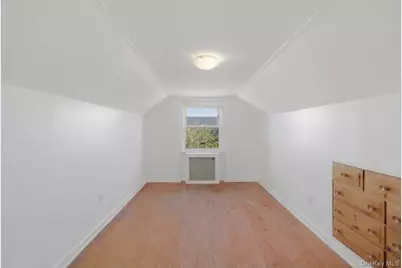 115-11 Parkway Drive, Elmont, NY 11003 - Photo 21