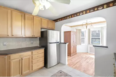 115-11 Parkway Drive, Elmont, NY 11003 - Photo 9