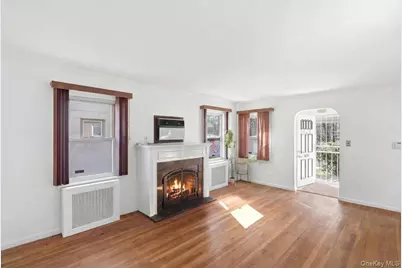 115-11 Parkway Drive, Elmont, NY 11003 - Photo 3