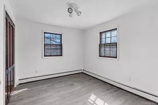 42 E 16th St, Huntington Station, NY 11746 - Photo 19