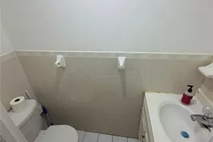 1243 E 223rd St, Bronx, NY 10466 - Photo 11