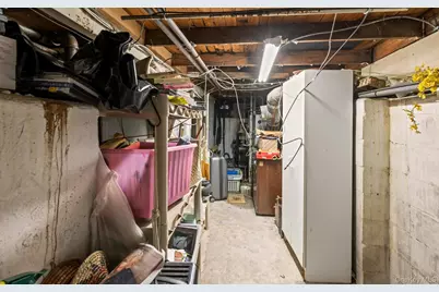 902 Old Medford Avenue, Medford, NY 11763 - Photo 15