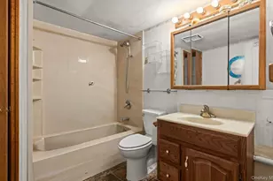 902 Old Medford Ave, Medford, NY 11763 - Photo 11